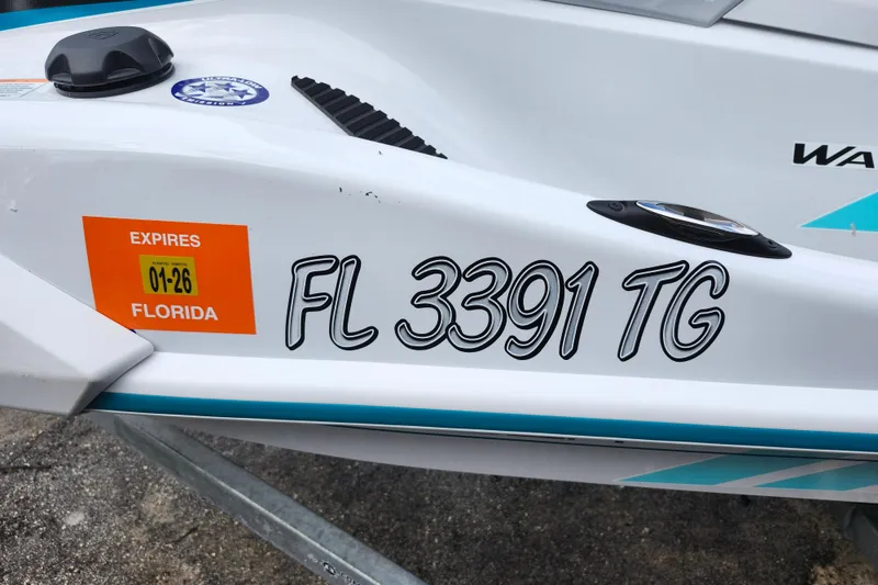 Slide: The Image of 2022 Yamaha WaveRunner VX Cruiser with Florida registration FL 3391 TG. - 12