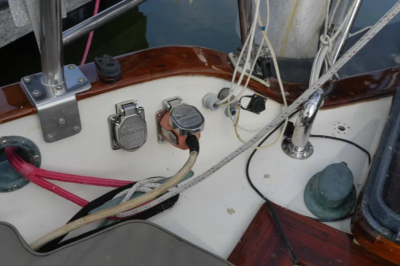 Slide: The Image of Deck of 1976 Westsail 32 sailboat with rigging and mast details. - 18