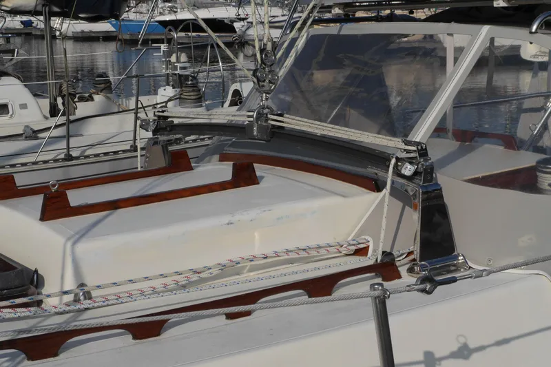 Slide: The Image of Mast of a 1976 Westsail 32 sailboat against a clear blue sky. - 7