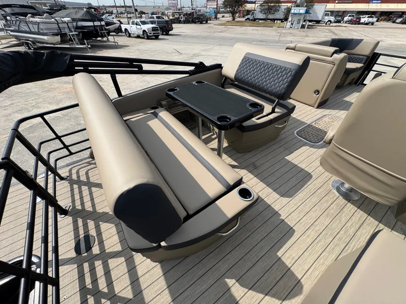 Slide: The Image of Sylvan L1 DLZ 2026 - 13