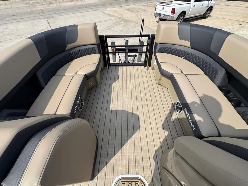 Slide: The Image of Sylvan L1 DLZ 2026 - 18