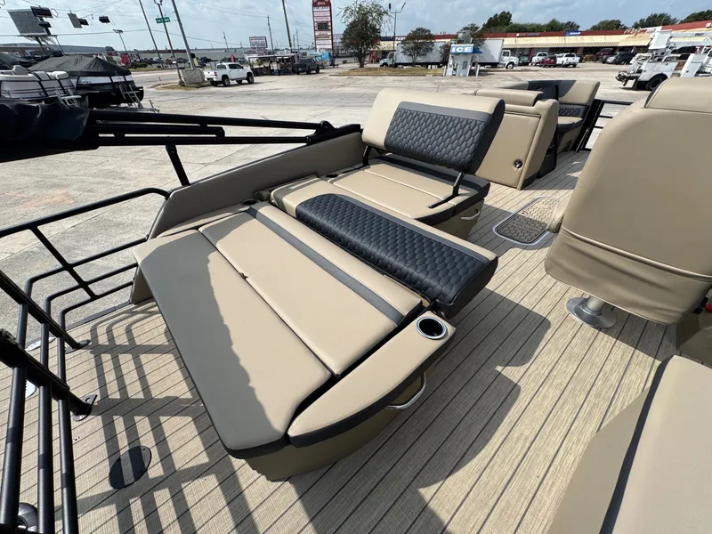 Slide: The Image of Sylvan L1 DLZ 2026 - 20