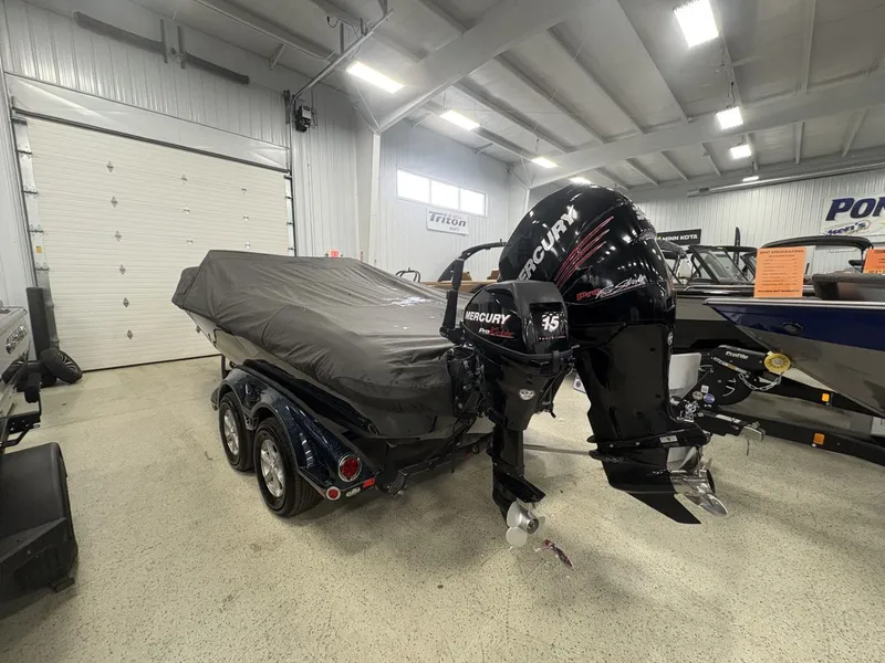 Slide: The Image of Ranger 621VS Fisherman 2013 - 16