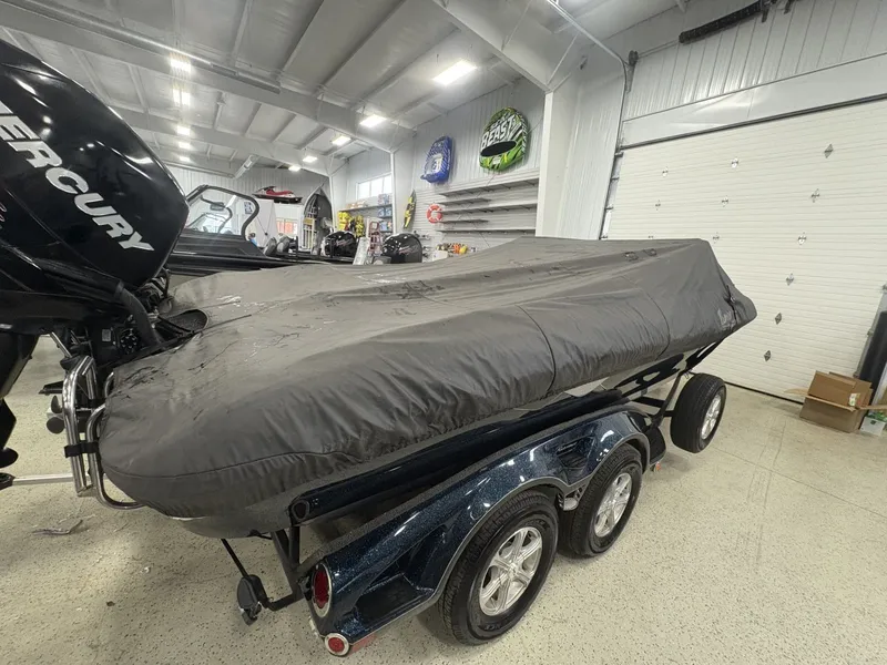 Slide: The Image of Ranger 621VS Fisherman 2013 - 17