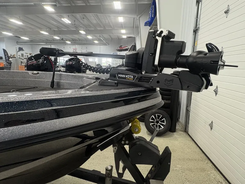 Slide: The Image of Ranger 621VS Fisherman 2013 - 19