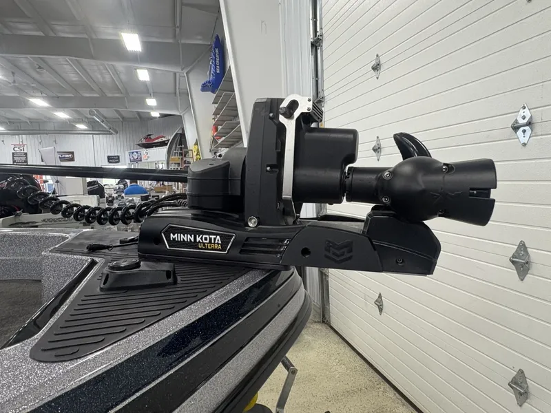 Slide: The Image of Ranger 621VS Fisherman 2013 - 20