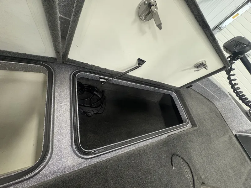 Slide: The Image of Ranger 621VS Fisherman 2013 - 31