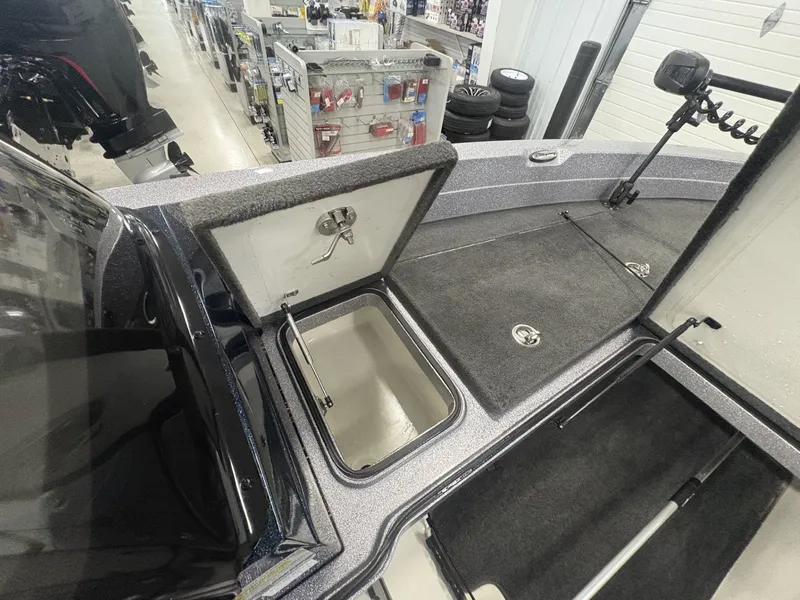 Slide: The Image of Ranger 621VS Fisherman 2013 - 32