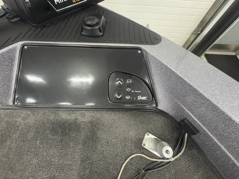 Slide: The Image of Ranger 621VS Fisherman 2013 - 35