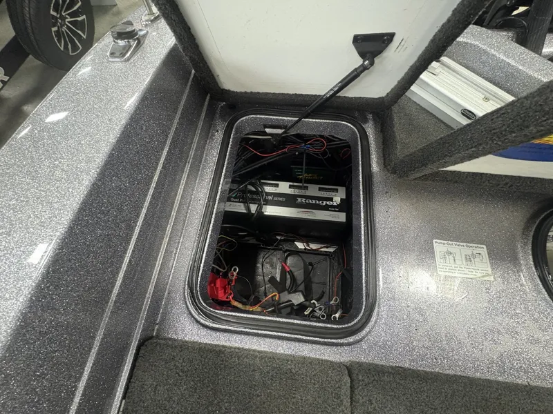 Slide: The Image of Ranger 621VS Fisherman 2013 - 38