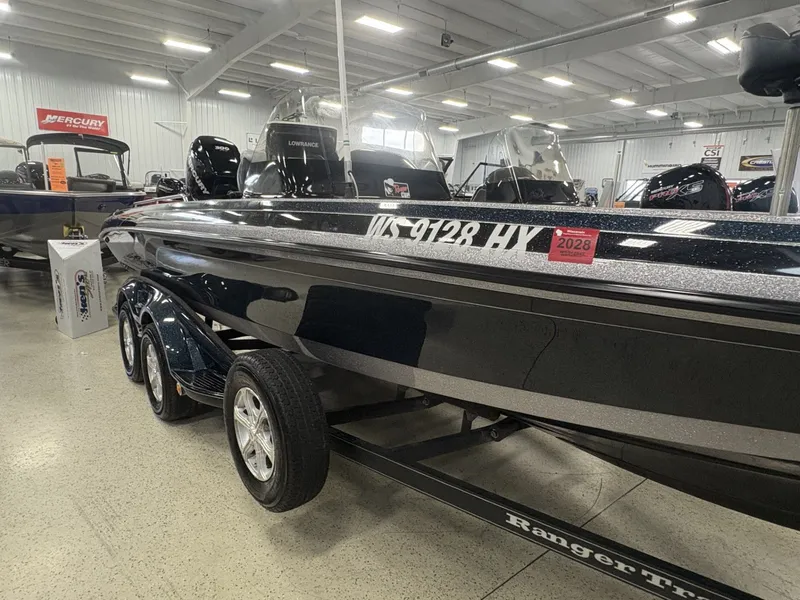 Slide: The Image of Ranger 621VS Fisherman 2013 - 4