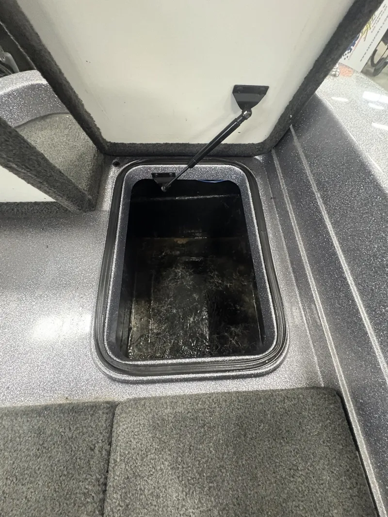 Slide: The Image of Ranger 621VS Fisherman 2013 - 43