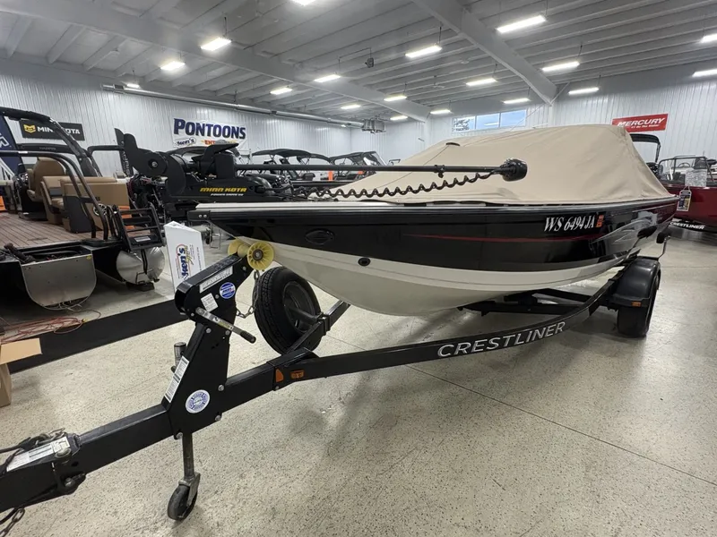 Slide: The Image of Crestliner 1750 Fish Hawk 2013 - 17