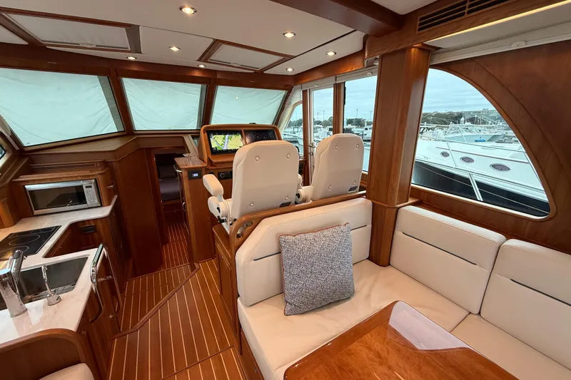 Slide: The Image of Luxurious interior of 2023 Sabre 43 Salon Express yacht with modern amenities and elegant design. - 28