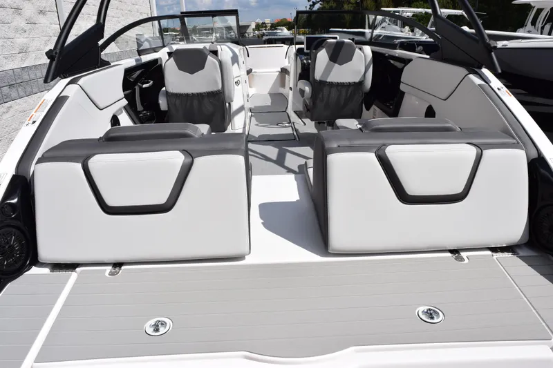 Slide: The Image of 2026 Yamaha Boats AR250 interior with sleek seating and modern design. - 5
