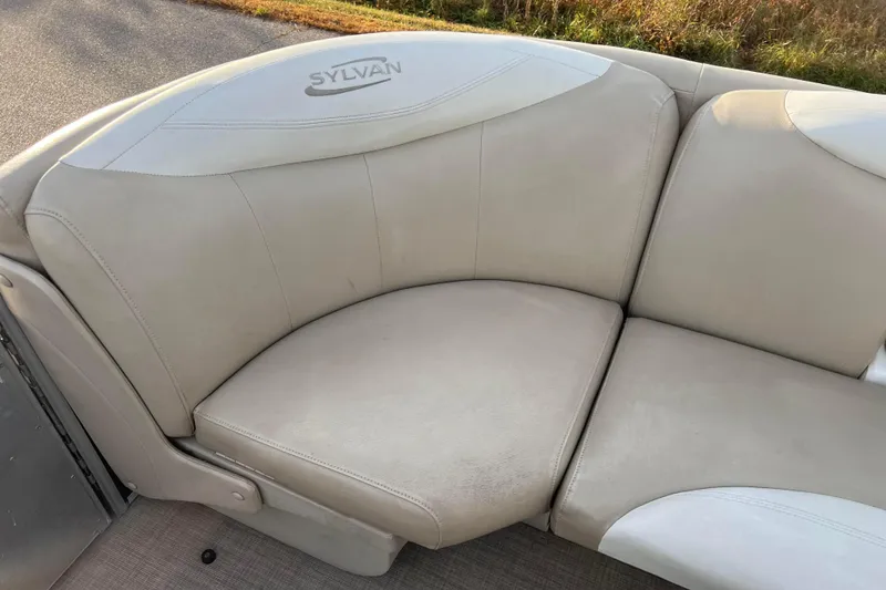 Slide: The Image of 2015 Sylvan Mirage Fish 8522 Party Fish LE boat seating, beige upholstery. - 33