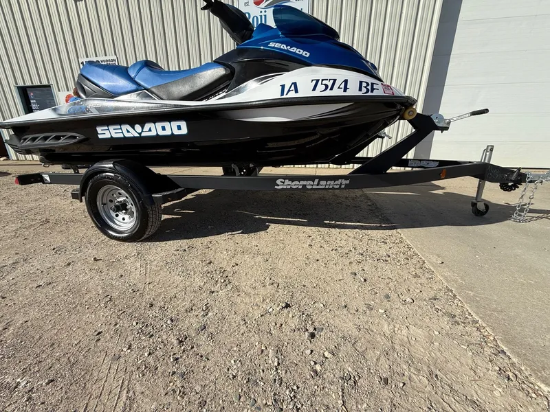 Slide: The Image of Sea-Doo GTX 155 2009 - 1