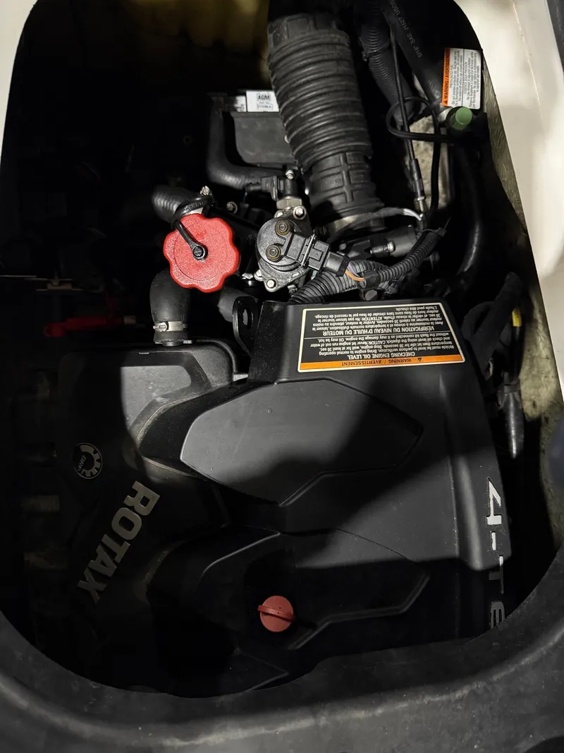 Slide: The Image of Sea-Doo GTX 2005 - 5