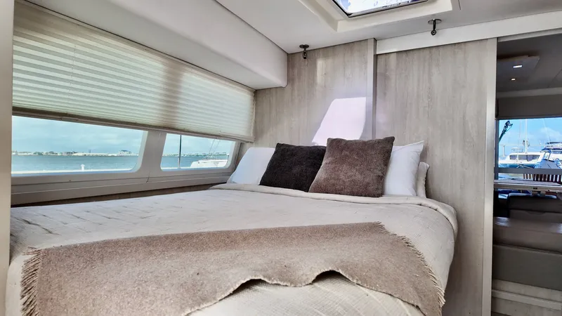 Slide: The Image of Leopard 58 2019 - 12