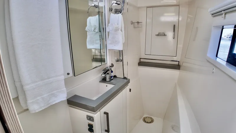 Slide: The Image of Leopard 58 2019 - 19