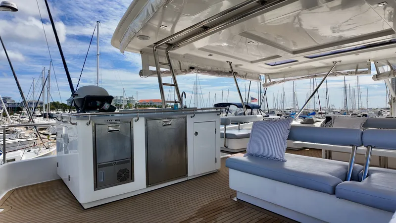 Slide: The Image of Leopard 58 2019 - 30