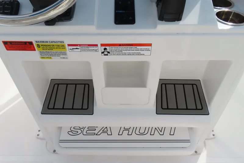 Slide: The Image of 2025 Sea Hunt Ultra 229 console with capacity warnings and Sea Hunt branding. - 25