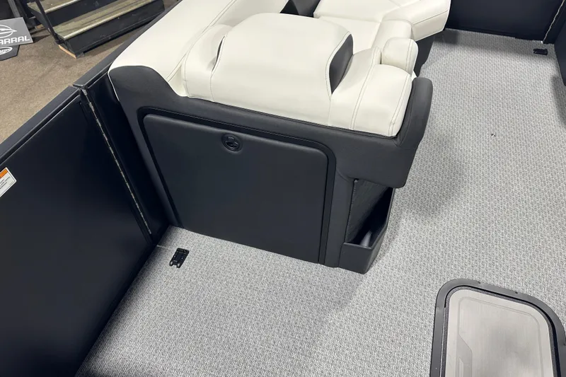 Slide: The Image of 2026 Evotti 723CS interior with sleek seating and modern design. - 10