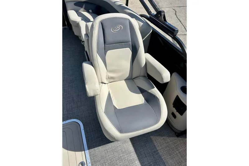 Slide: The Image of 2024 Barletta ARIA 22QC boat seat with armrests and cup holder. - 22