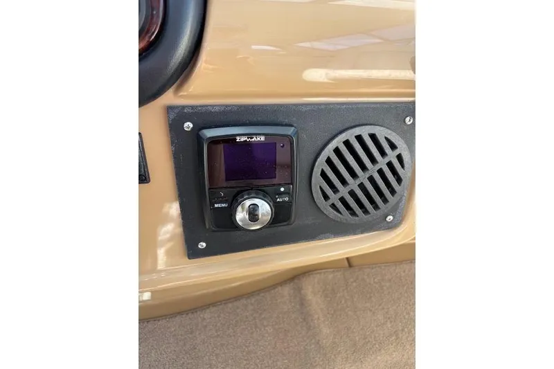 Slide: The Image of 2004 Carver 466 Motor Yacht interior with vent and carpeted flooring. - 26