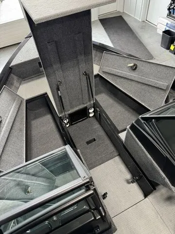 Slide: The Image of G3 Angler V164 F 2026 - 5