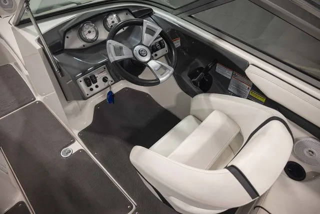 Slide: The Image of Yamaha AR190 2015 - 6