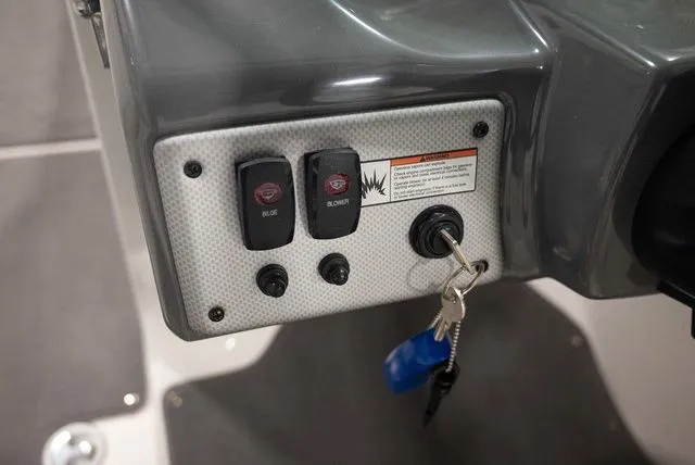 Slide: The Image of Yamaha AR190 2015 - 8