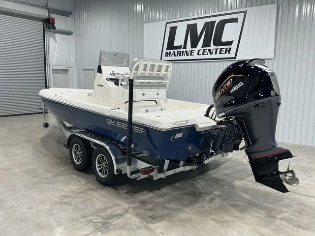 Slide: The Image of Skeeter SX221 2026 - 17