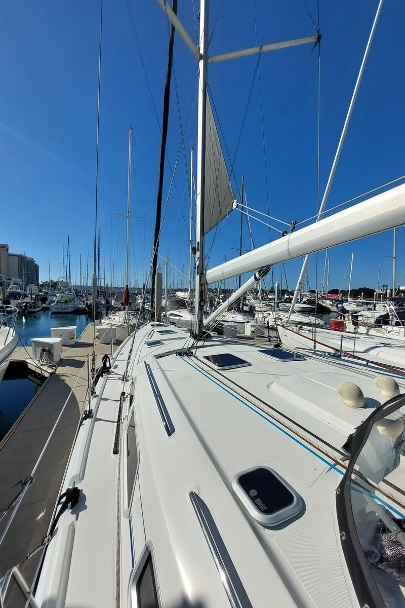 Slide: The Image of Hunter 49 2009 - 104