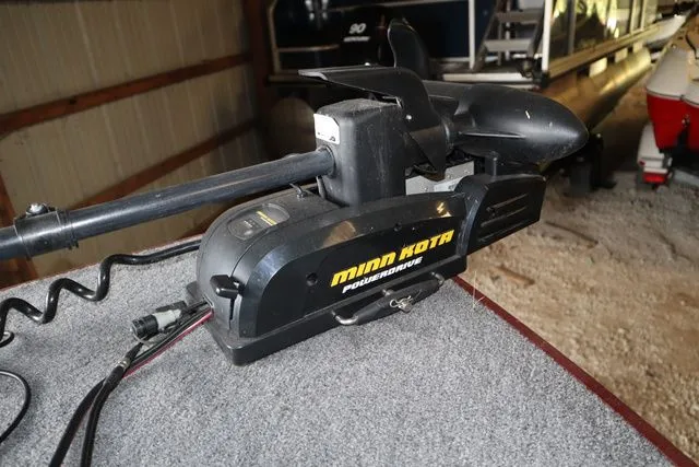 Slide: The Image of Alumacraft Edge 185 Sport 2018 - 16