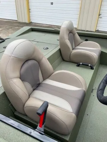 Slide: The Image of Vexus Defender 181 2026 - 6