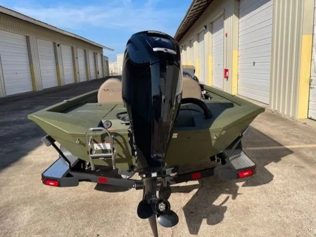 Slide: The Image of Vexus Defender 181 2026 - 7