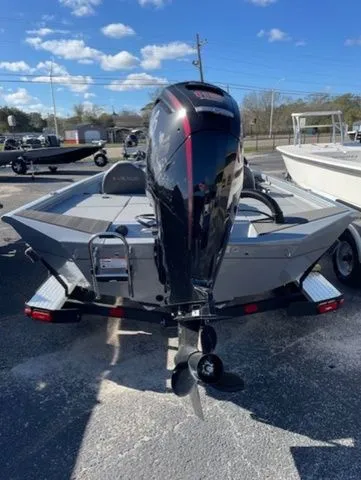 Slide: The Image of Vexus Defender 189 2026 - 15