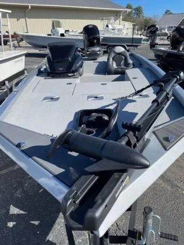 Slide: The Image of Vexus Defender 189 2026 - 2