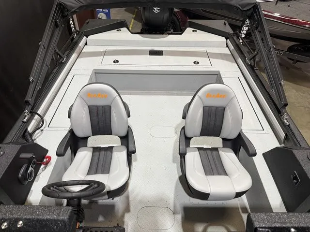 Slide: The Image of SeaArk Procat 200 W/Suzuki 200 SS 2026 - 10