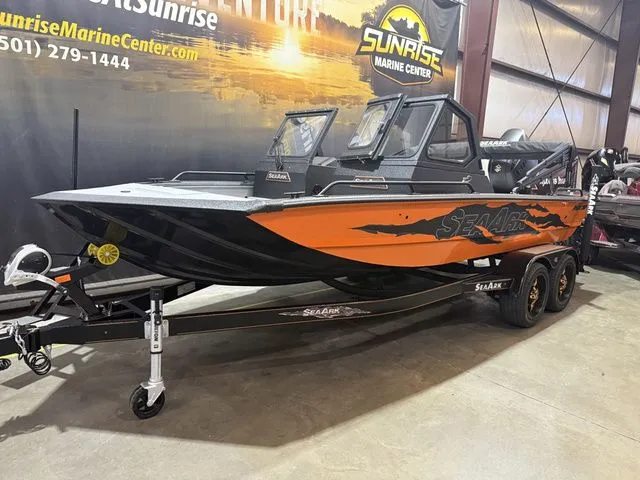 Slide: The Image of SeaArk Procat 200 W/Suzuki 200 SS 2026 - 2