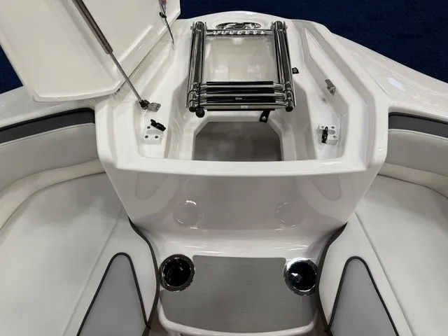 Slide: The Image of Yamaha AR250 2026 - 25