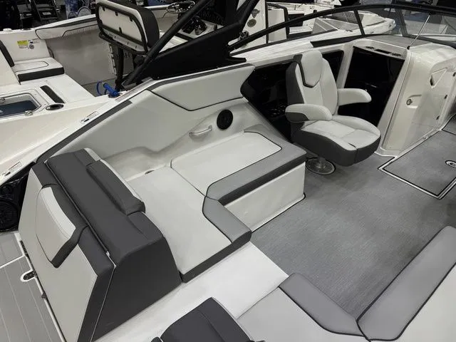 Slide: The Image of Yamaha AR250 2026 - 7