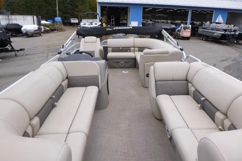 Slide: The Image of 2023 Sun Tracker Party Barge 20 DLX pontoon boat with spacious seating and modern design. - 23