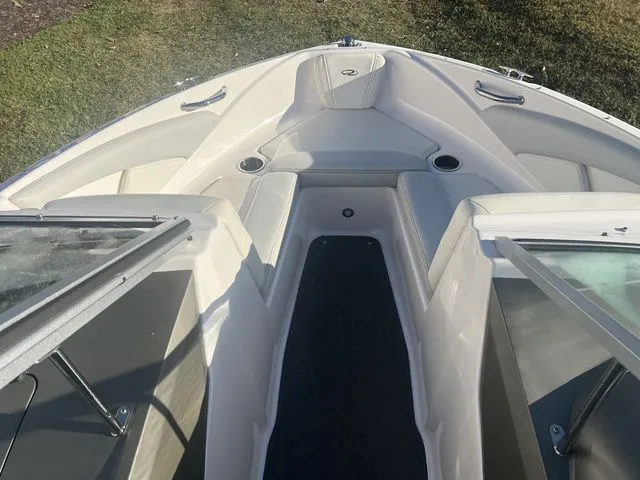 Slide: The Image of Regal BOWRIDER 1900 2014 - 14