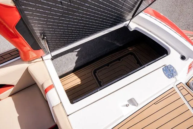 Slide: The Image of Nautique Super Air Nautique G21 2019 - 6