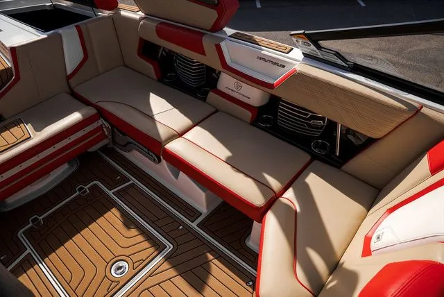 Slide: The Image of Nautique Super Air Nautique G21 2019 - 8