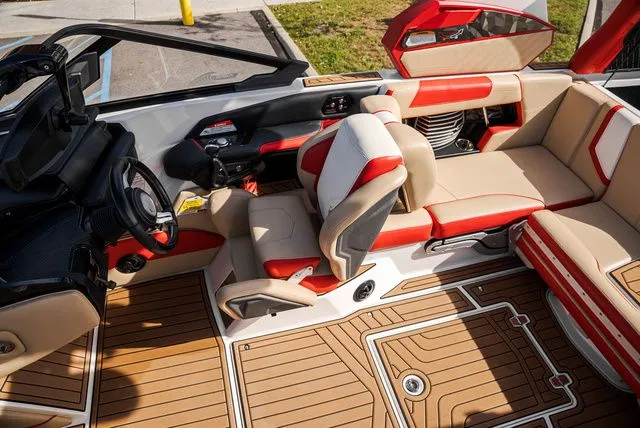 Slide: The Image of Nautique Super Air Nautique G21 2019 - 9