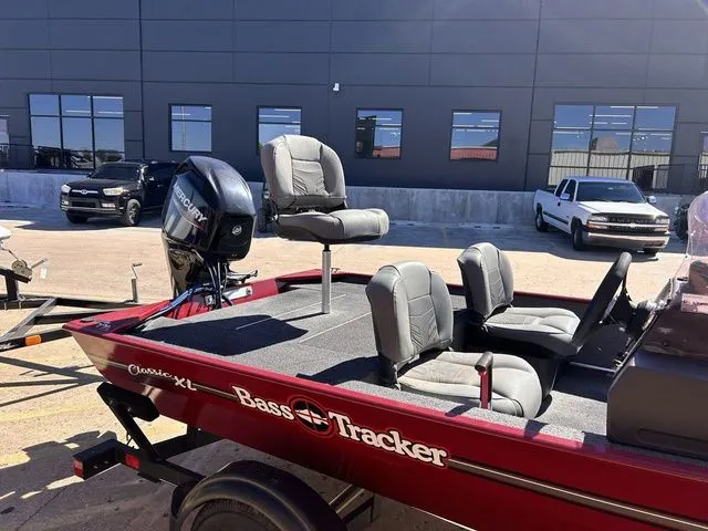 Slide: The Image of Tracker Bass Tracker Classic XL 2020 - 7