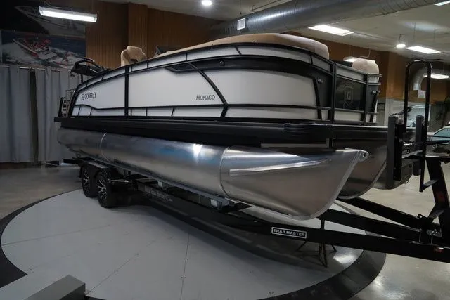 Slide: The Image of Godfrey Monaco 235 SFL 27" Impact Center Tube Package 2026 - 4